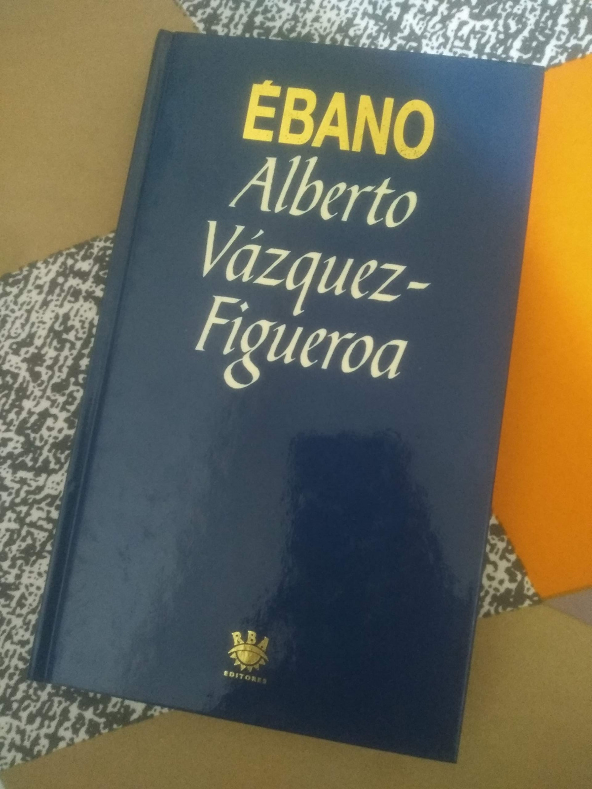 Ebano - Vázquez Figueroa, Alberto