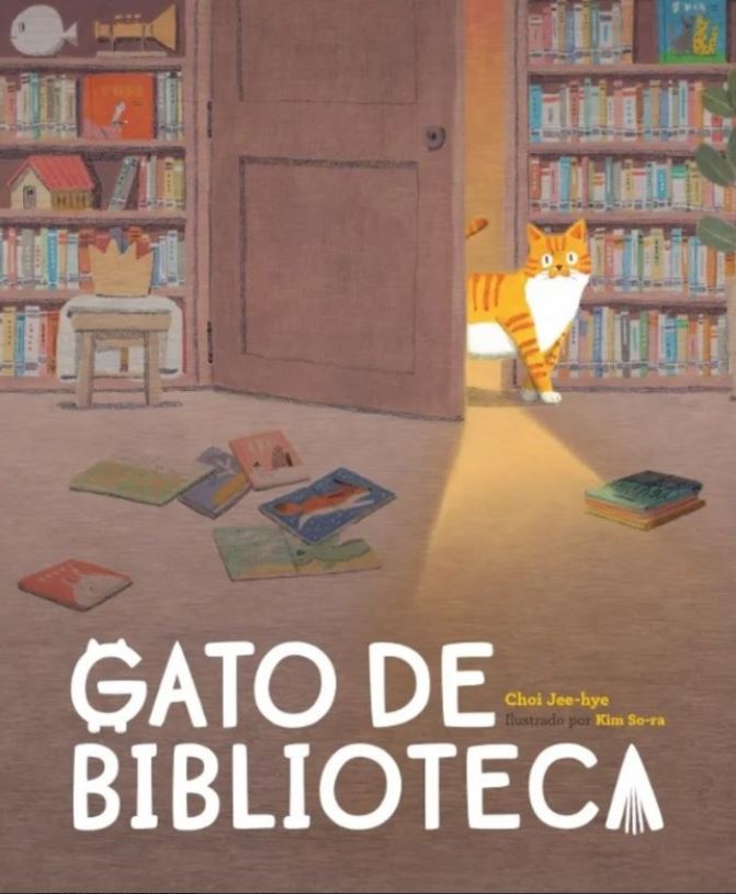 Gato de biblioteca