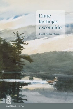 Entre las hojas escondido